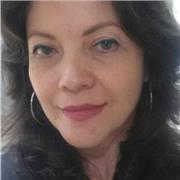 Professora Pedagoga e Licenciada em Letras Português com experiência com Educação Infantil